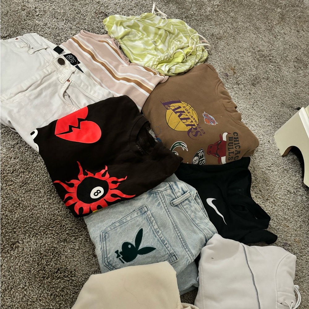 Clothes lot all named brands likes: Nike, BDG, pacsun, aerie, playboy, champions